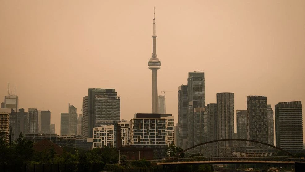 PHOTOS: Canadian wildfire smoke brings poor air quality, yellow hazy skies to Northeast
