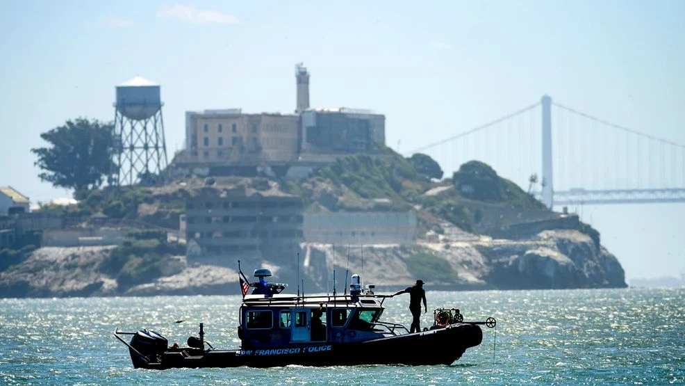 Search suspended for 3 missing after deadly San Francisco Bay boat capsize