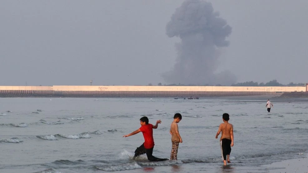 US and Iran trade new strikes as Strait of Hormuz battle intensifies