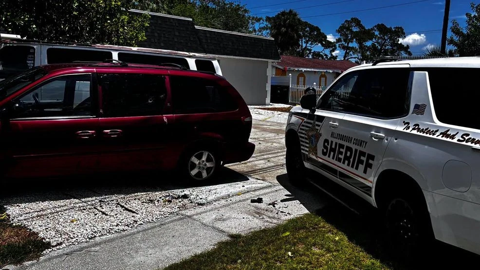 1 man killed, 2 Florida deputies hospitalized after being shot in face and neck in ambush