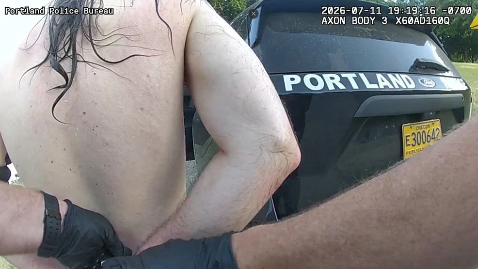 Police arrest naked man who they say tried to kidnap 7-year-old on vacation in Portland