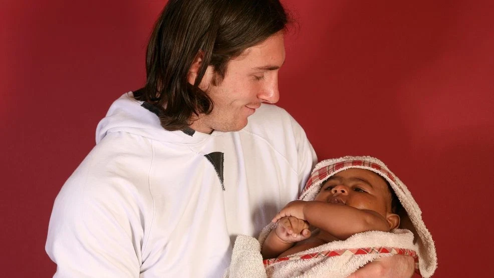 Lionel Messi bathed baby who is now Spain soccer star Lamine Yamal