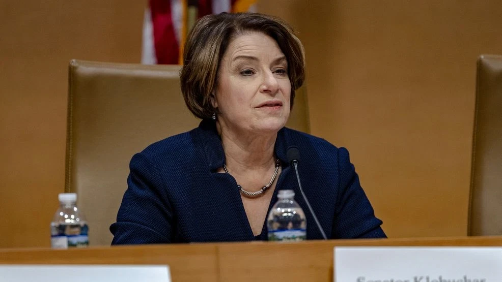 Senator asks Blanche if he will commit to not sending armed agents to polling sites