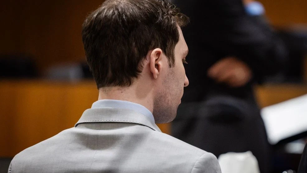 Former prosecutor calls Tyler Robinson hearing delay unusual, says evidence is strong