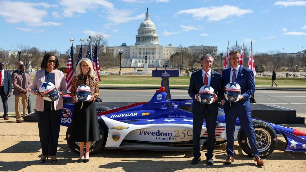 Trump hosts top IndyCar drivers at White House ahead of first-ever capital race